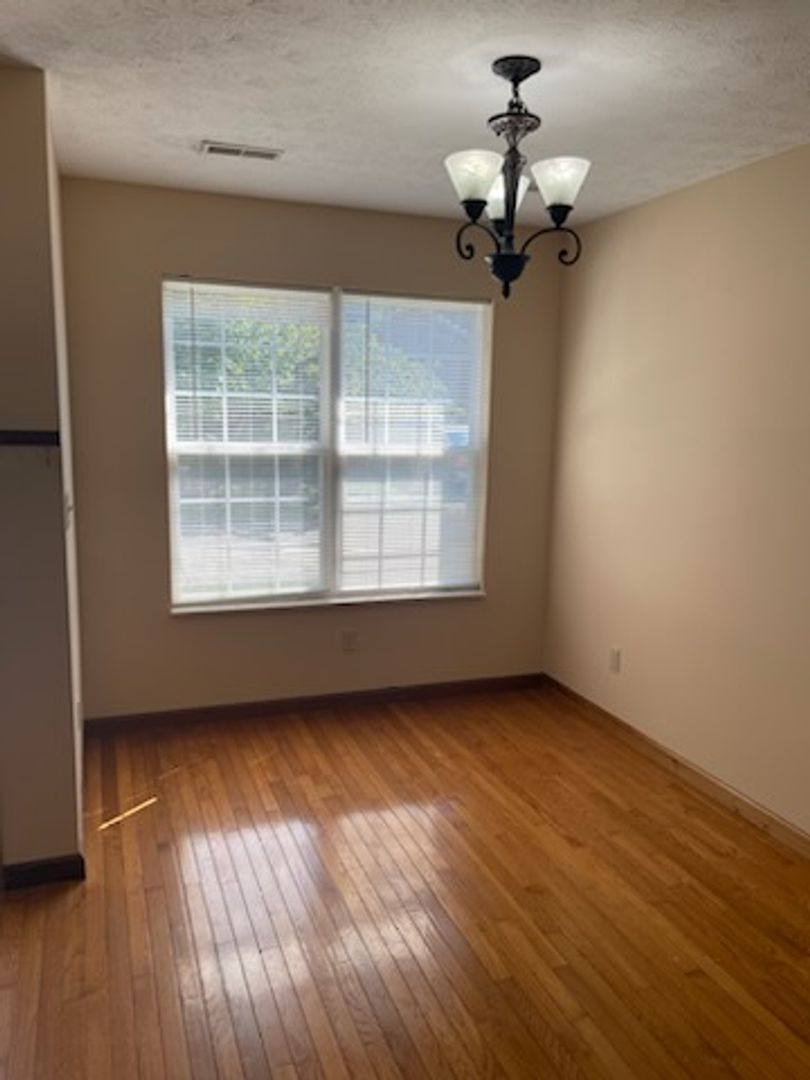 Townhouse for rent at 5210 Nesting Way, Charleston, WV 25313
