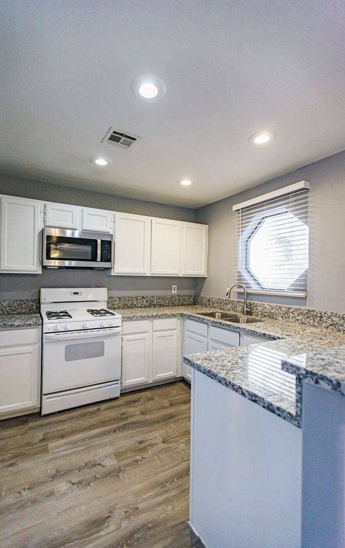 Condo for rent at 5036 S Rainbow Blvd, Las Vegas, NV 89118