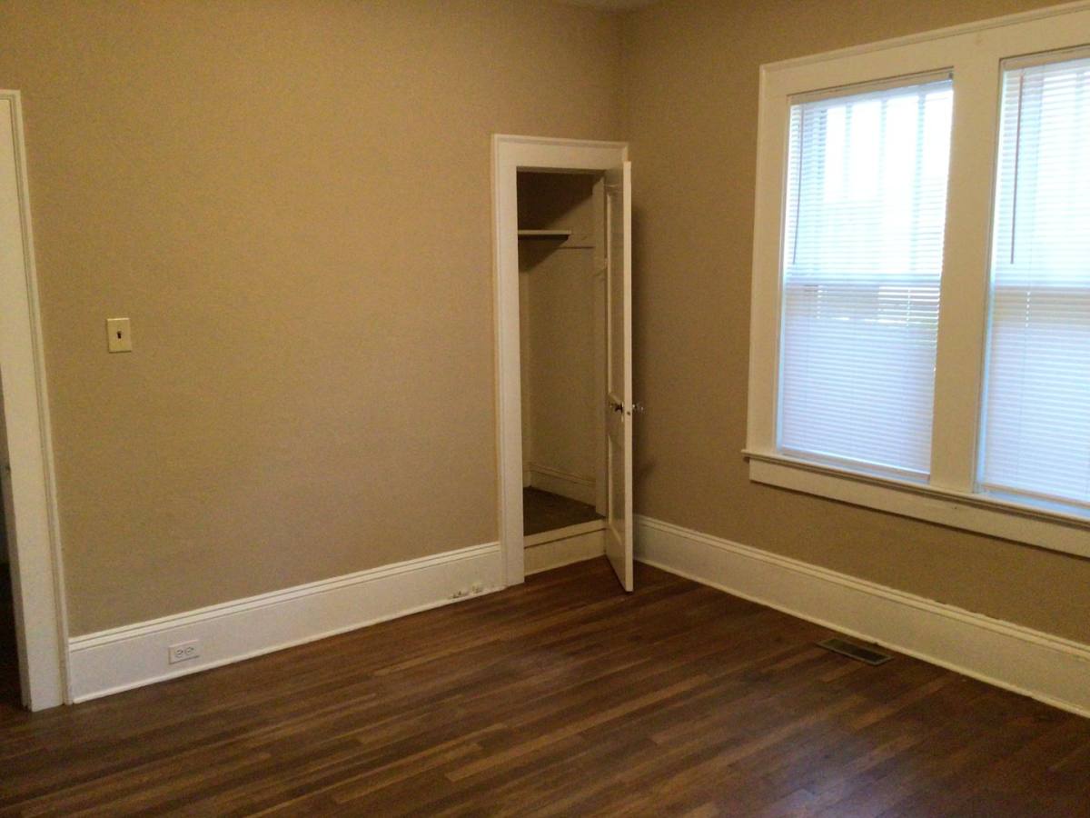 House for rent at 2015 Glenwood Ave, Raleigh, NC 27608