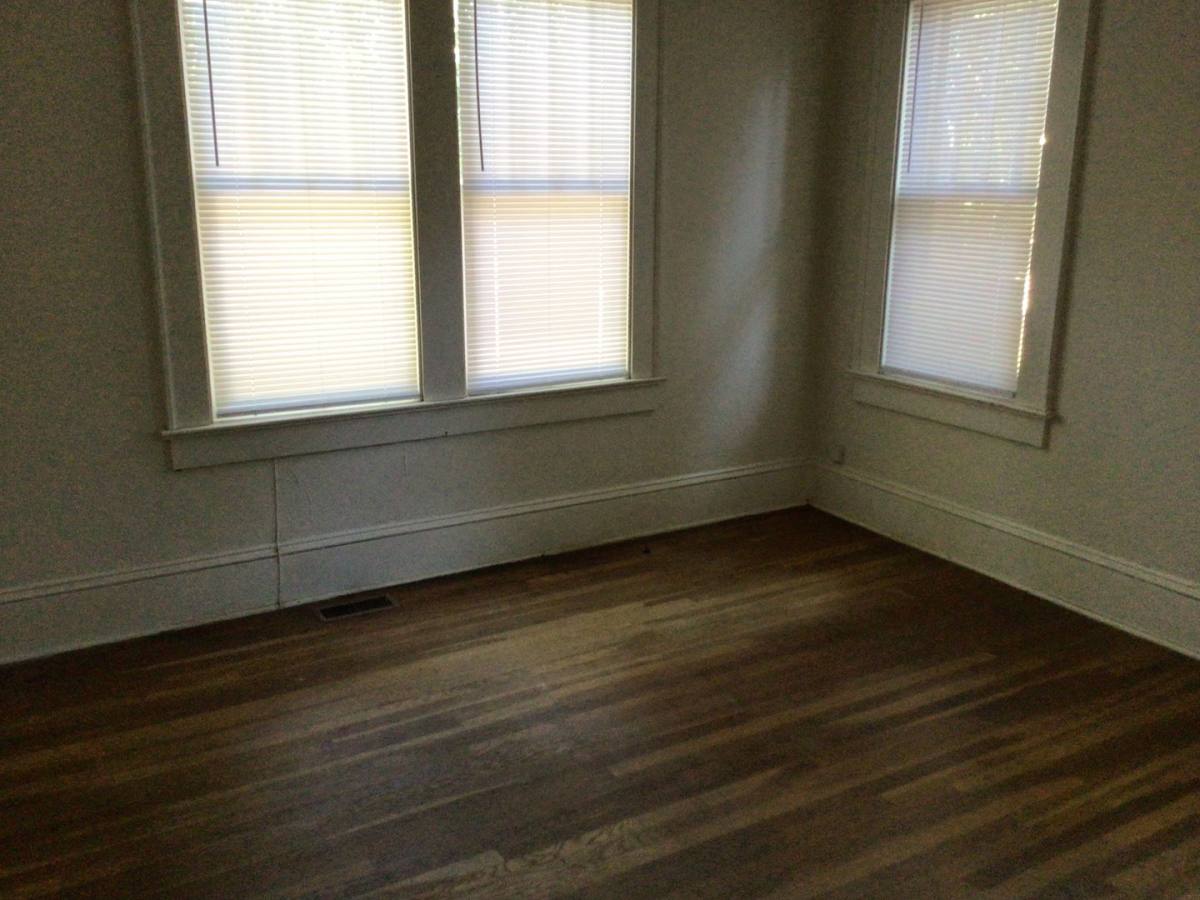 House for rent at 2015 Glenwood Ave, Raleigh, NC 27608