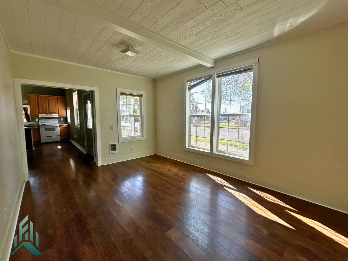 House for rent at 739 5th Ave SE, Albany, OR 97321