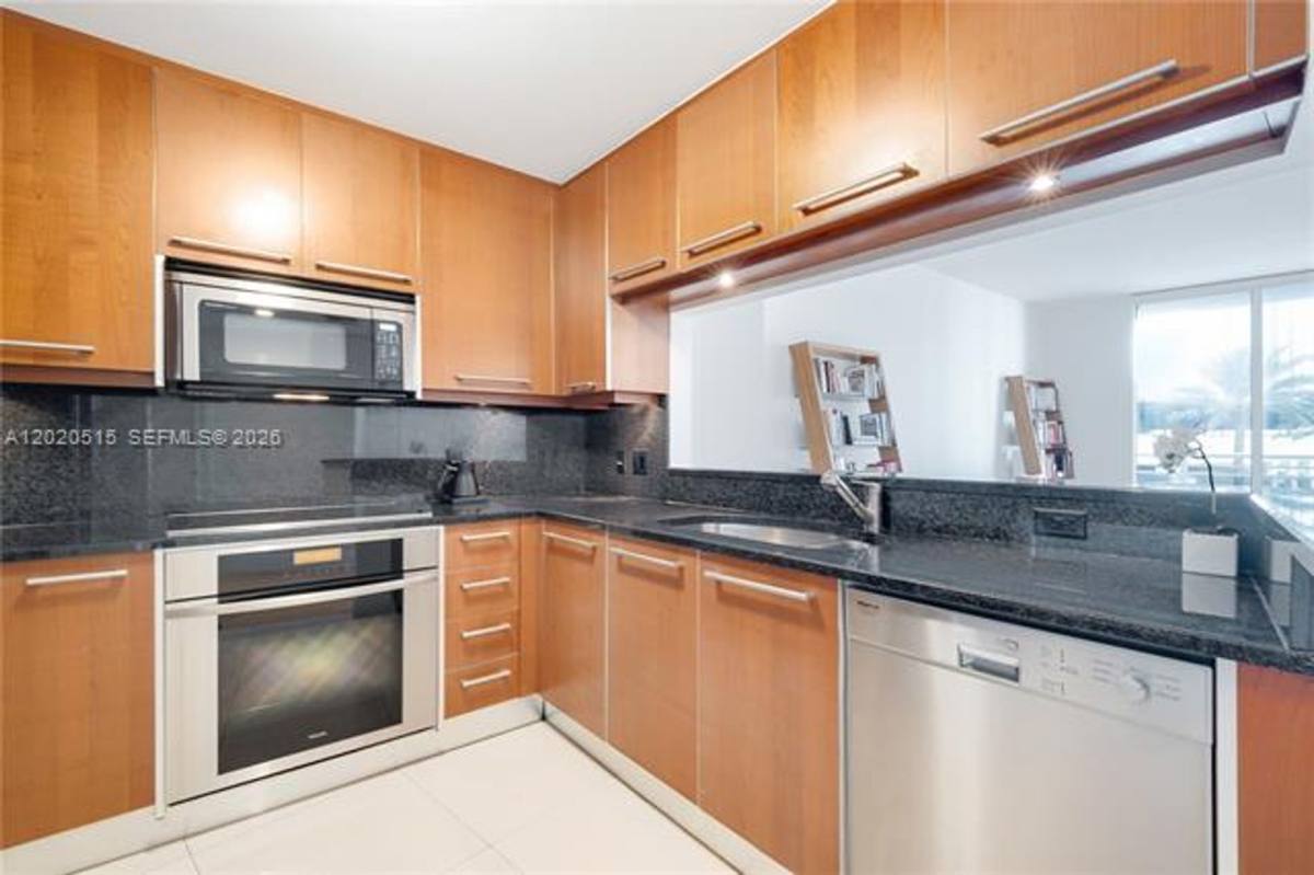 Condo for rent at 901 Brickell Key Blvd, Miami, FL 33131