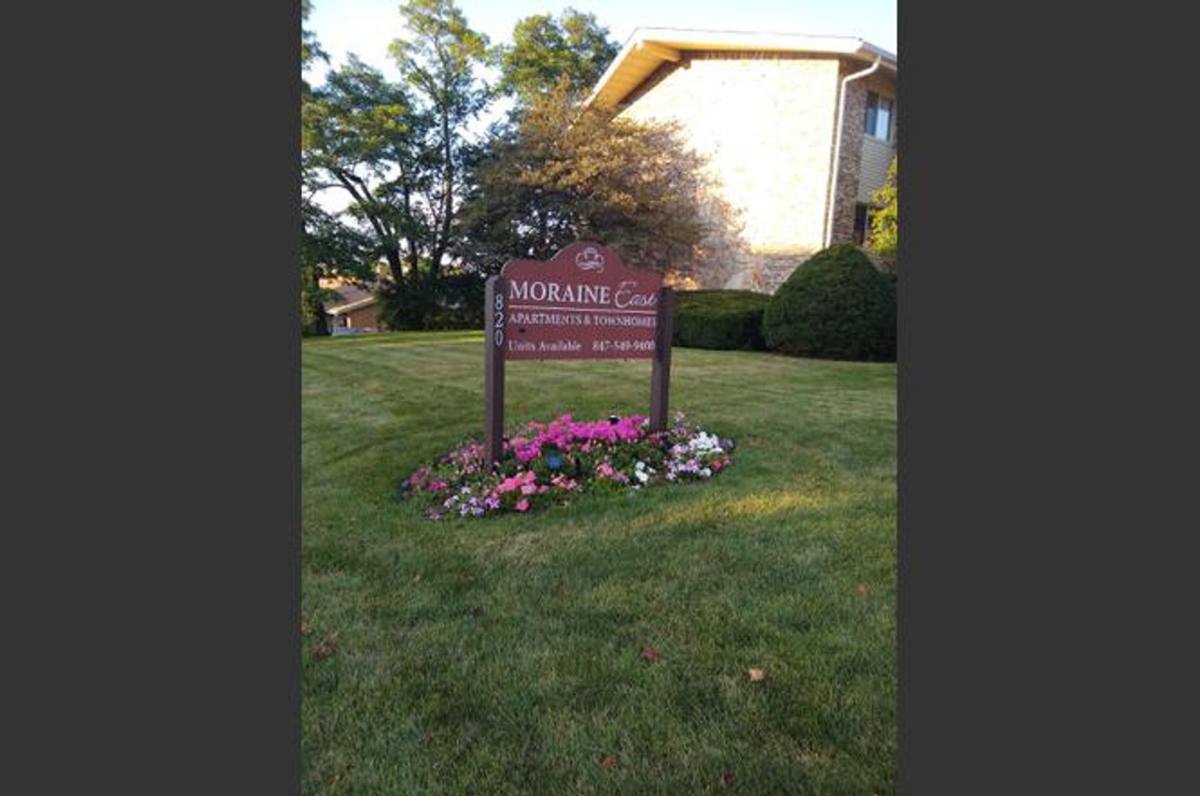 Apartment for rent at 820-880 N Milwaukee Ave, Libertyville, IL 60048