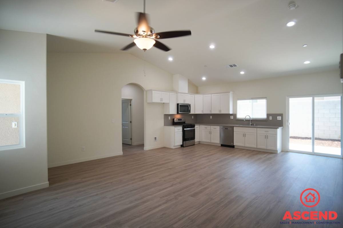 Apartment for rent at 8509 Grandy St, Bakersfield, CA 93314