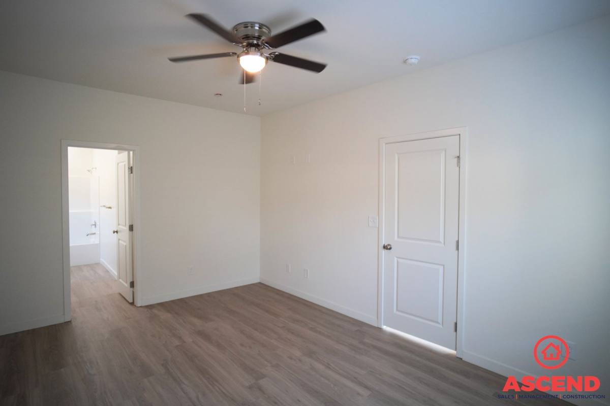 Apartment for rent at 8509 Grandy St, Bakersfield, CA 93314