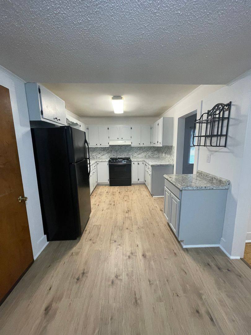 House for rent at 118 W Harrison Ave, Gastonia, NC 28052