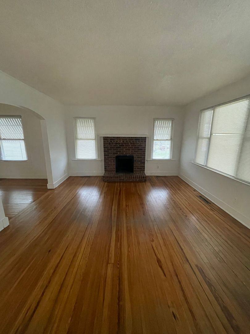 House for rent at 118 W Harrison Ave, Gastonia, NC 28052