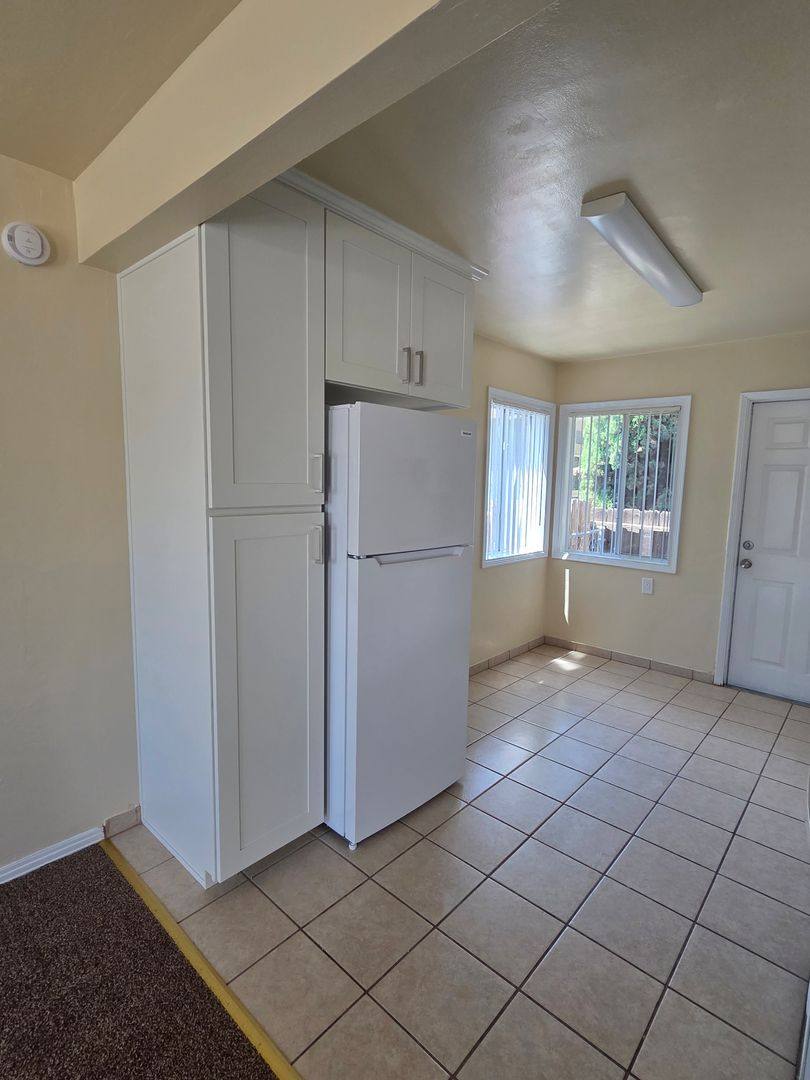 Apartment for rent at 314-318 W Cypress Ave, El Cajon, CA 92020