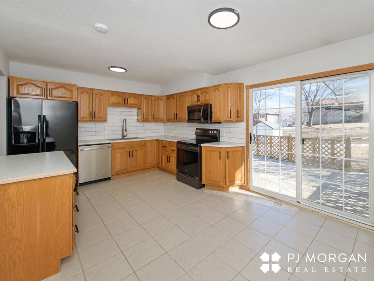 House for rent at 4107 N 213th Circle, Elkhorn, NE 68022