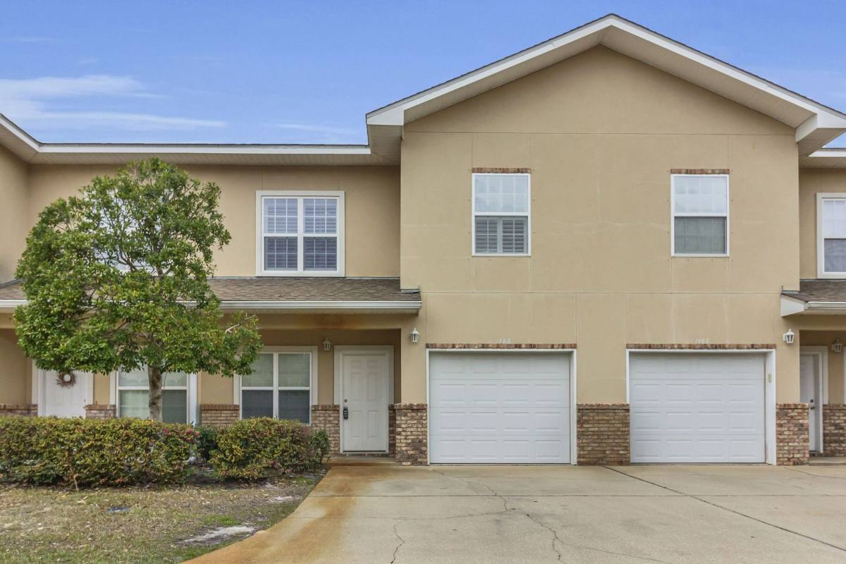 House for rent at 1486 Bentley Circle, Fort Walton Beach, FL 32547