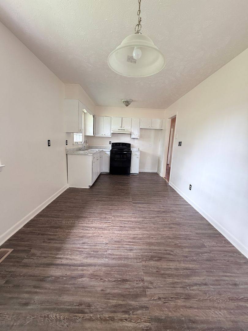 House for rent at 512 Produce Market Rd, Laurinburg, NC 28352