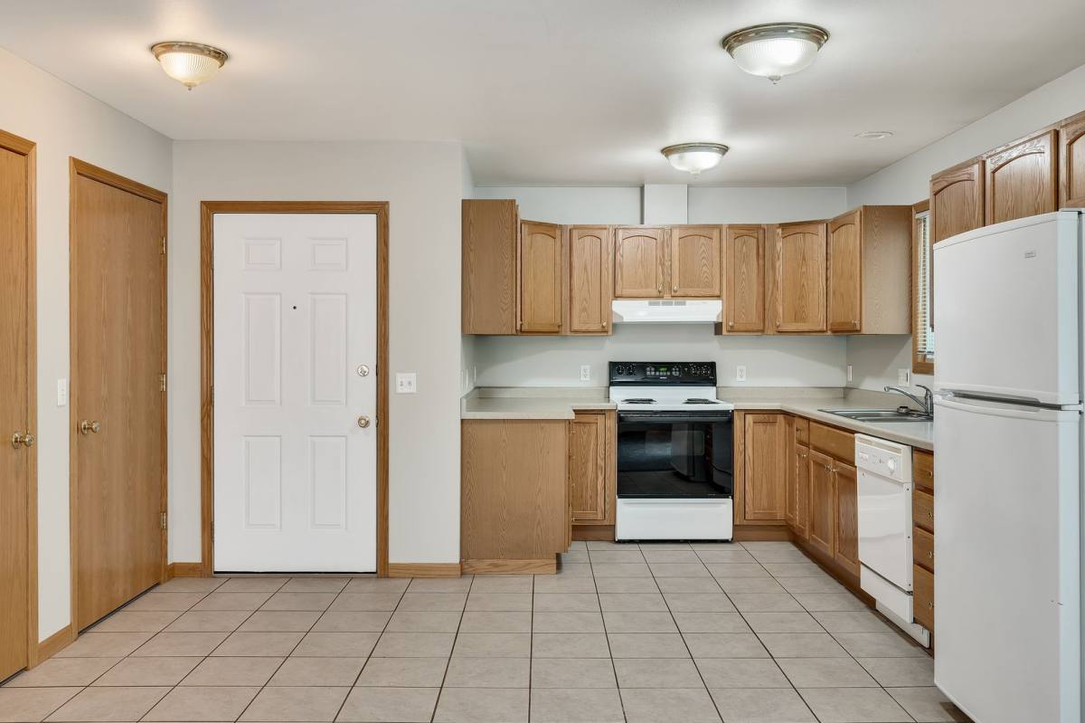 Apartment for rent at 2014-2020 7th St S, La Crosse, WI 54601