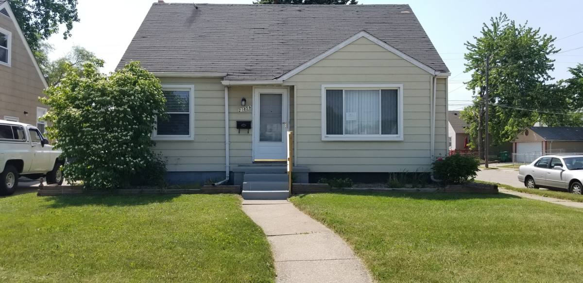 House for rent at 21859 Gascony, Eastpointe, MI 48021