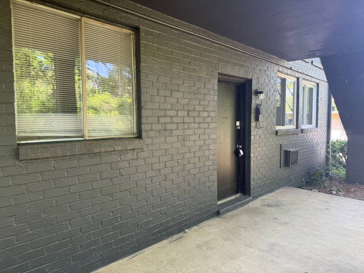 Apartment for rent at 550 Harding Place, Nashville, TN 37211