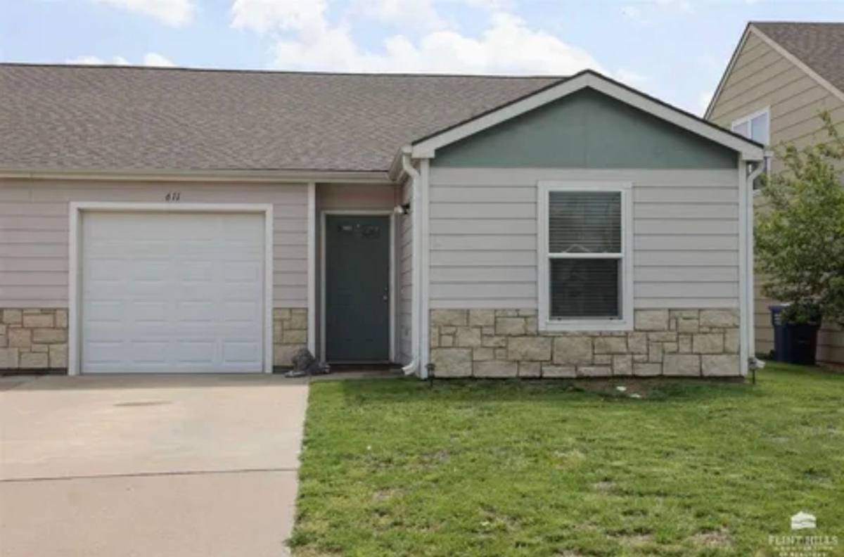 House for rent at 611 Grainfield St, Manhattan, KS 66502