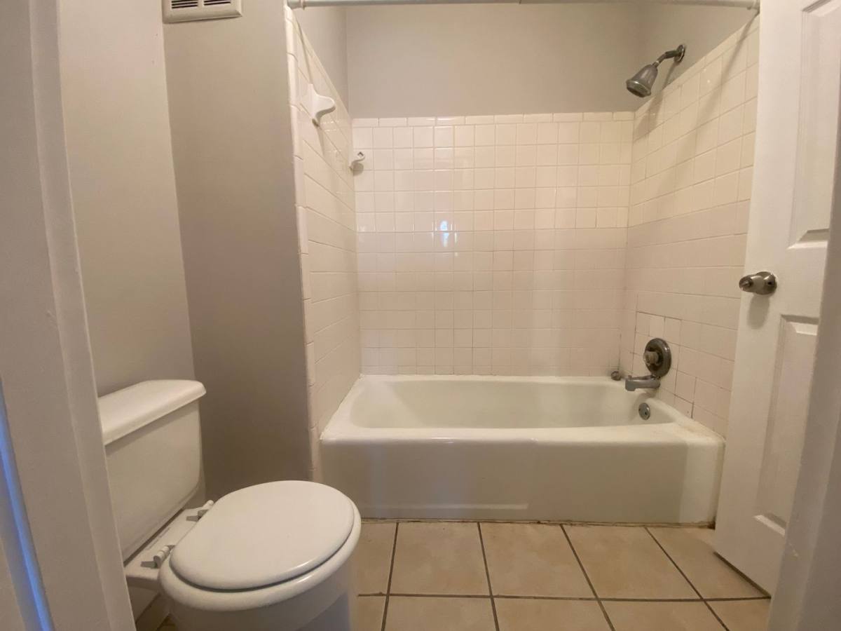Apartment for rent at 323 Forest Park Rd, Madison, TN 37115