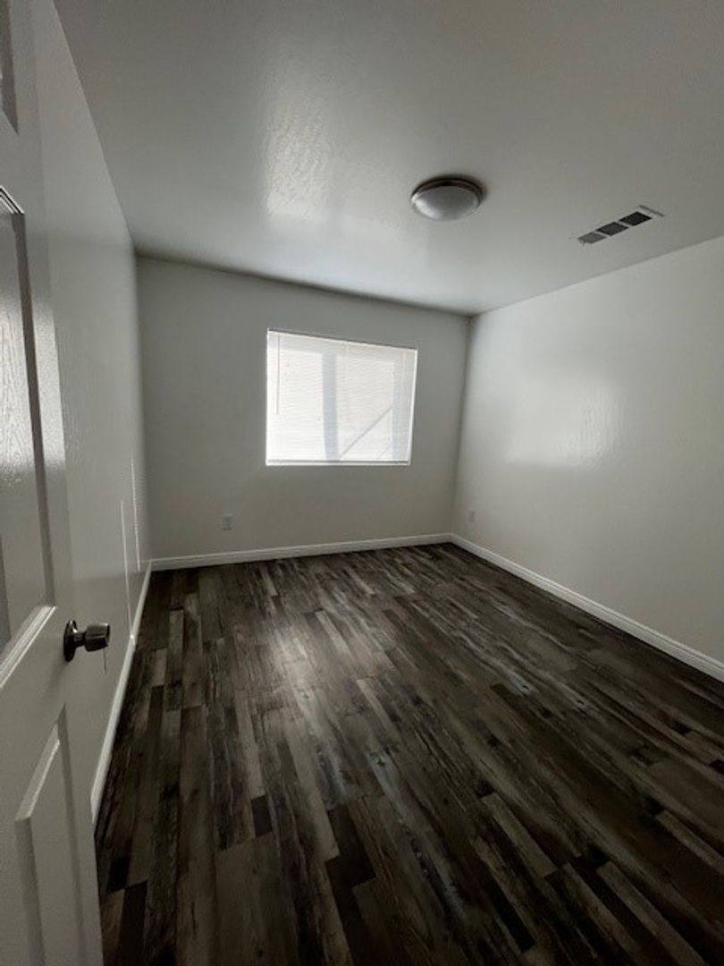 Apartment for rent at 931 Monterey St A-D, Bakersfield, CA 93305