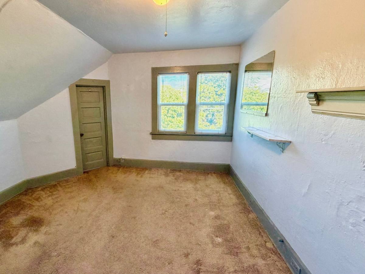 Apartment for rent at 2228 McKinnley Ave, Berkeley, CA 94703