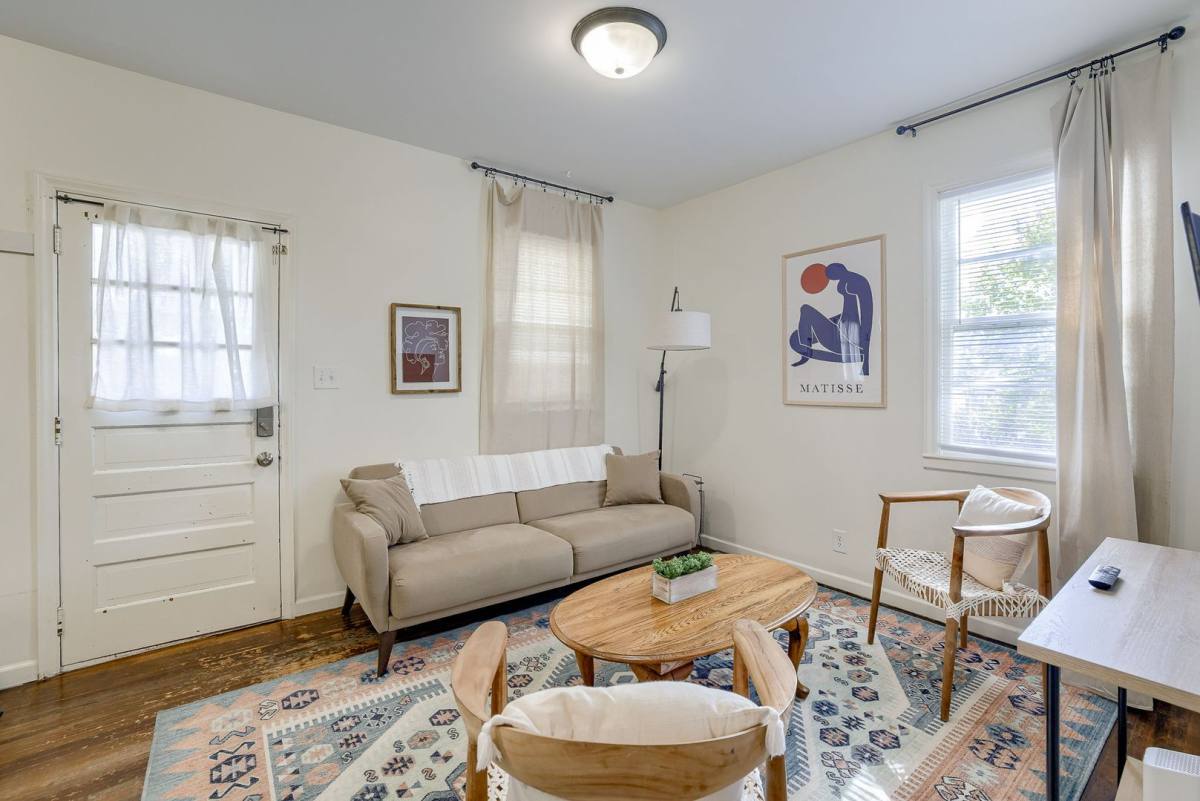 House for rent at 1910 1 2 S, Omaha, NE 68108