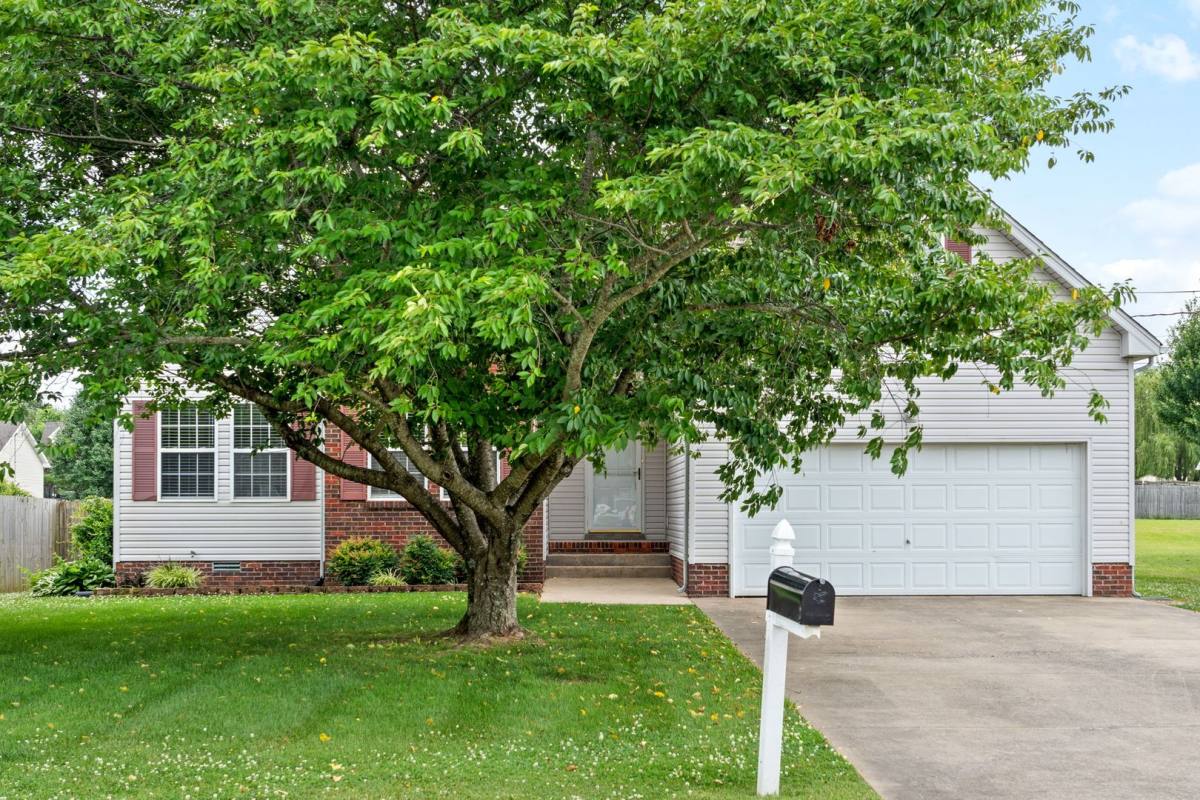 House for rent at 3439 Loon Dr, Clarksville, TN 37042
