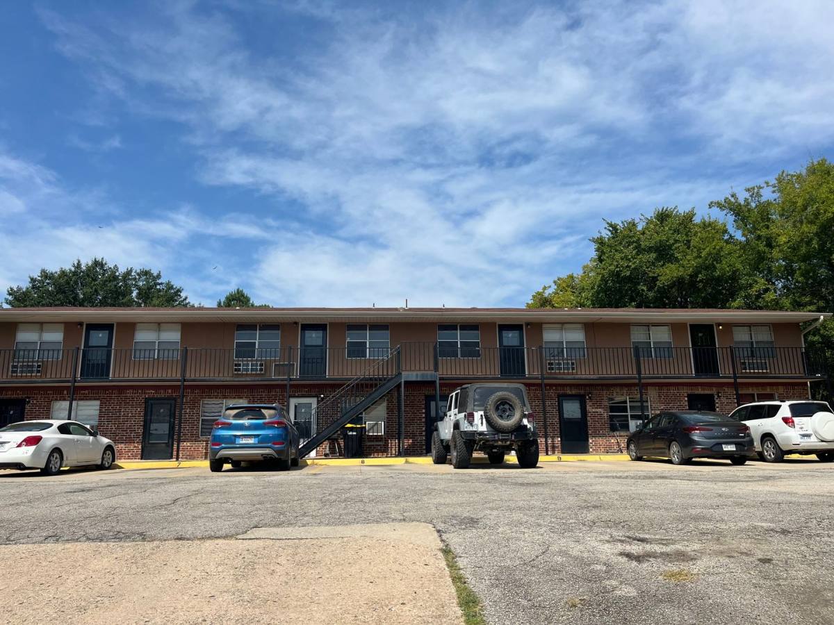 Apartment for rent at 617 S Hancock St, Charleston, AR 72933