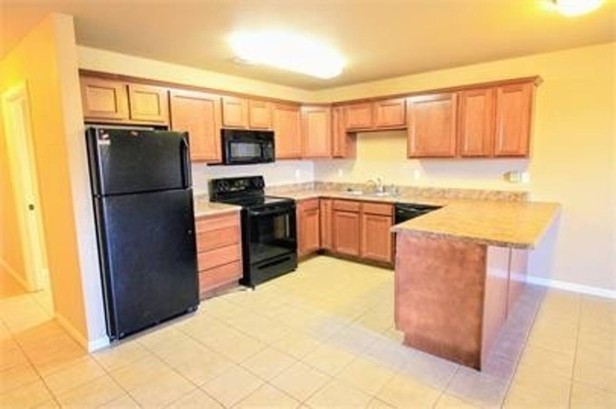 Apartment for rent at 113 Edna, Waynesville, MO 65583