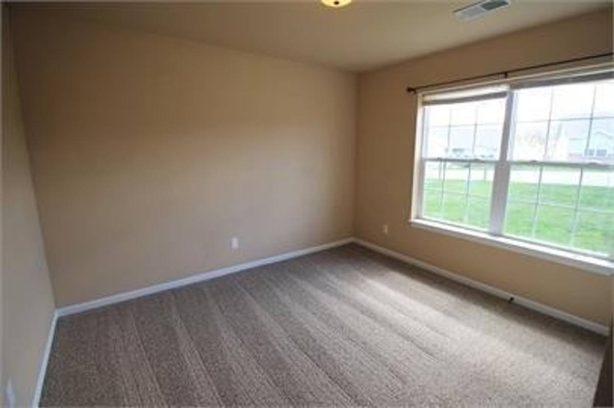 Apartment for rent at 113 Edna, Waynesville, MO 65583