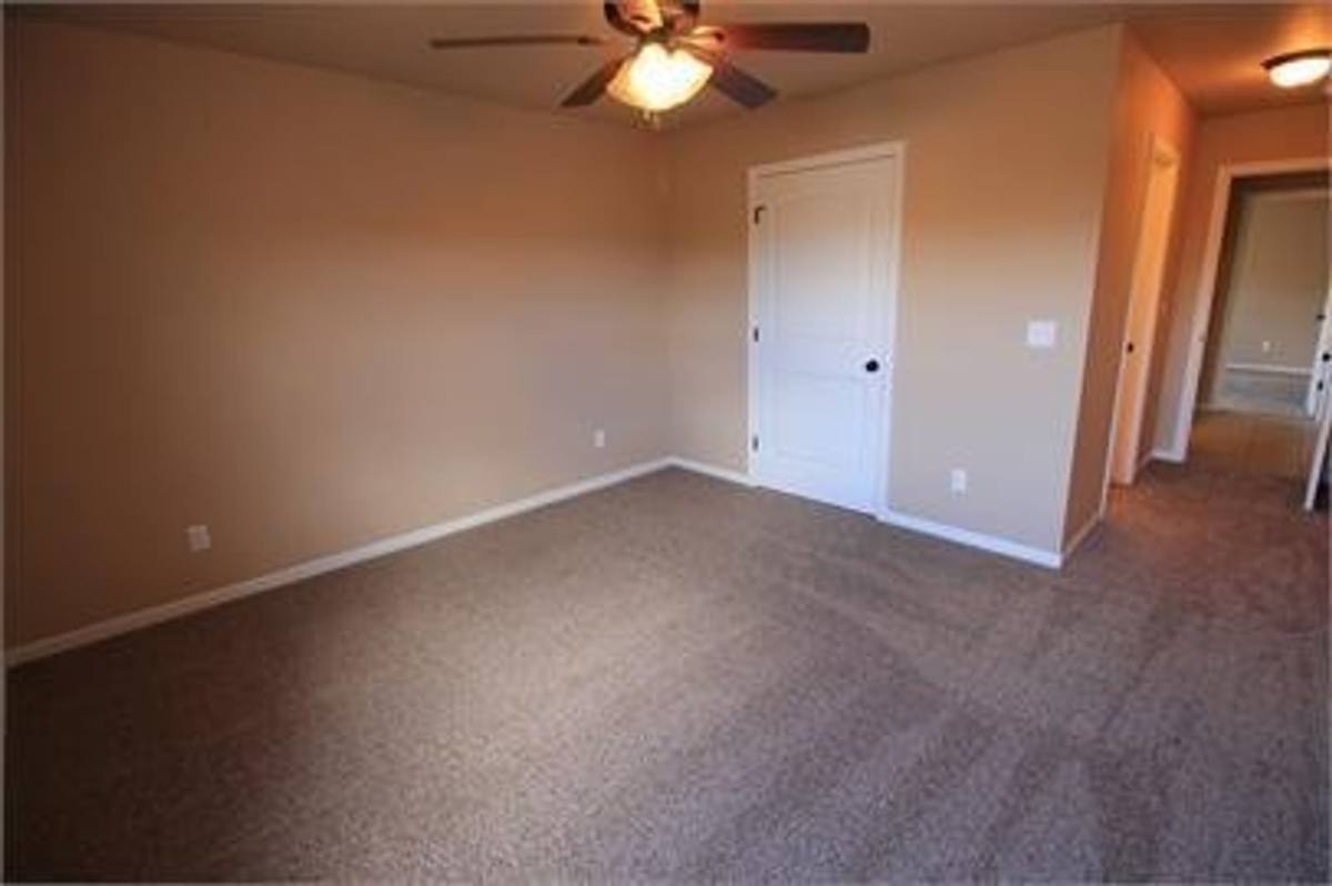Apartment for rent at 113 Edna, Waynesville, MO 65583