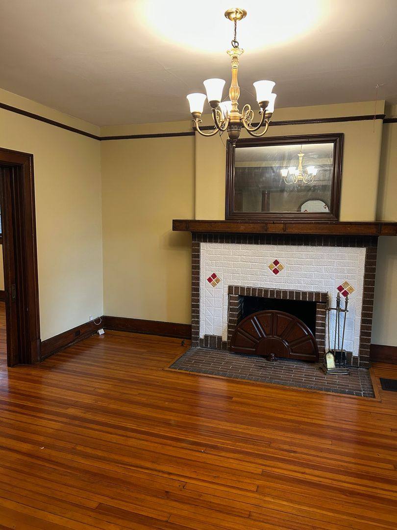 Apartment for rent at 2027 Murray Ave, Louisville, KY 40205