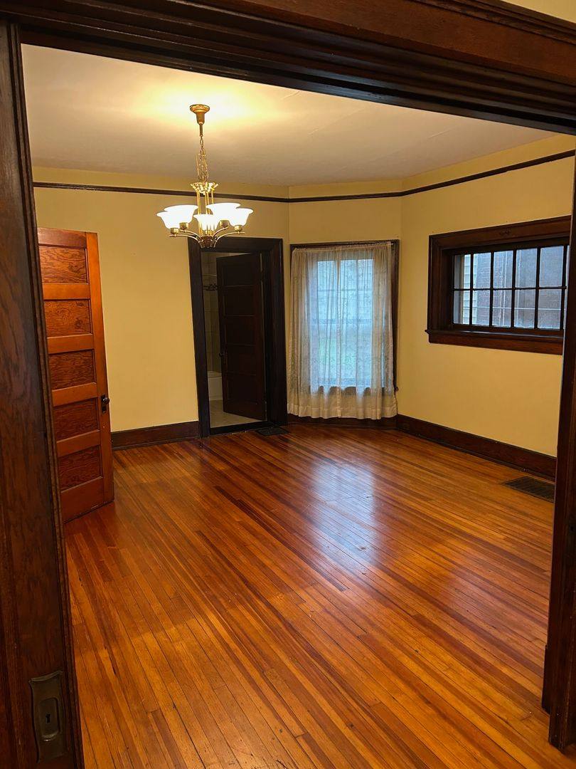 Apartment for rent at 2027 Murray Ave, Louisville, KY 40205