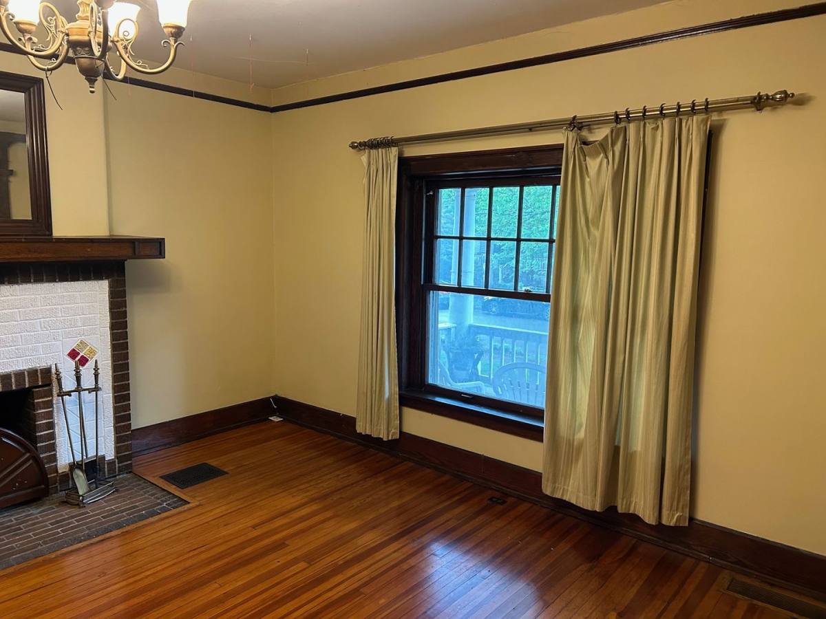 Apartment for rent at 2027 Murray Ave, Louisville, KY 40205