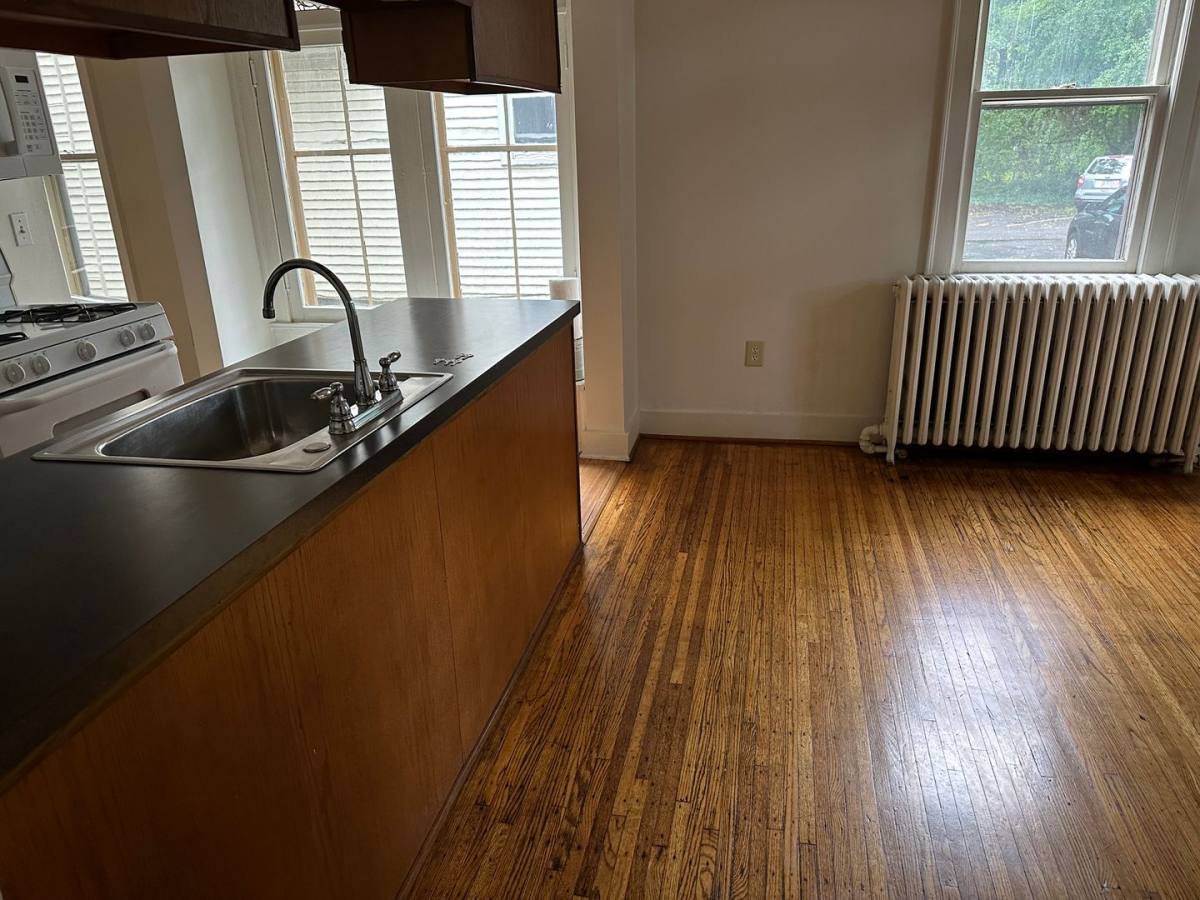 Apartment for rent at 103 Dartmouth St, Rochester, NY 14607