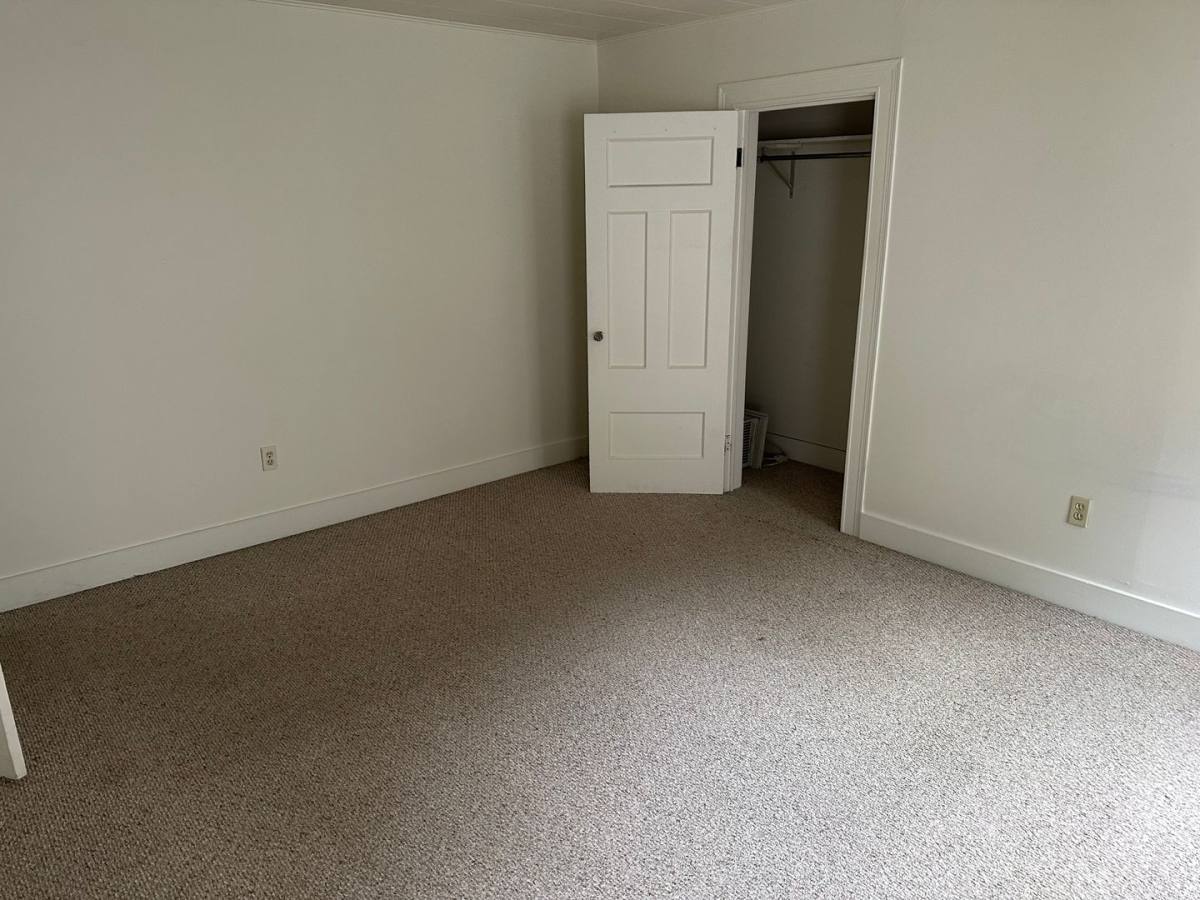 Apartment for rent at 103 Dartmouth St, Rochester, NY 14607
