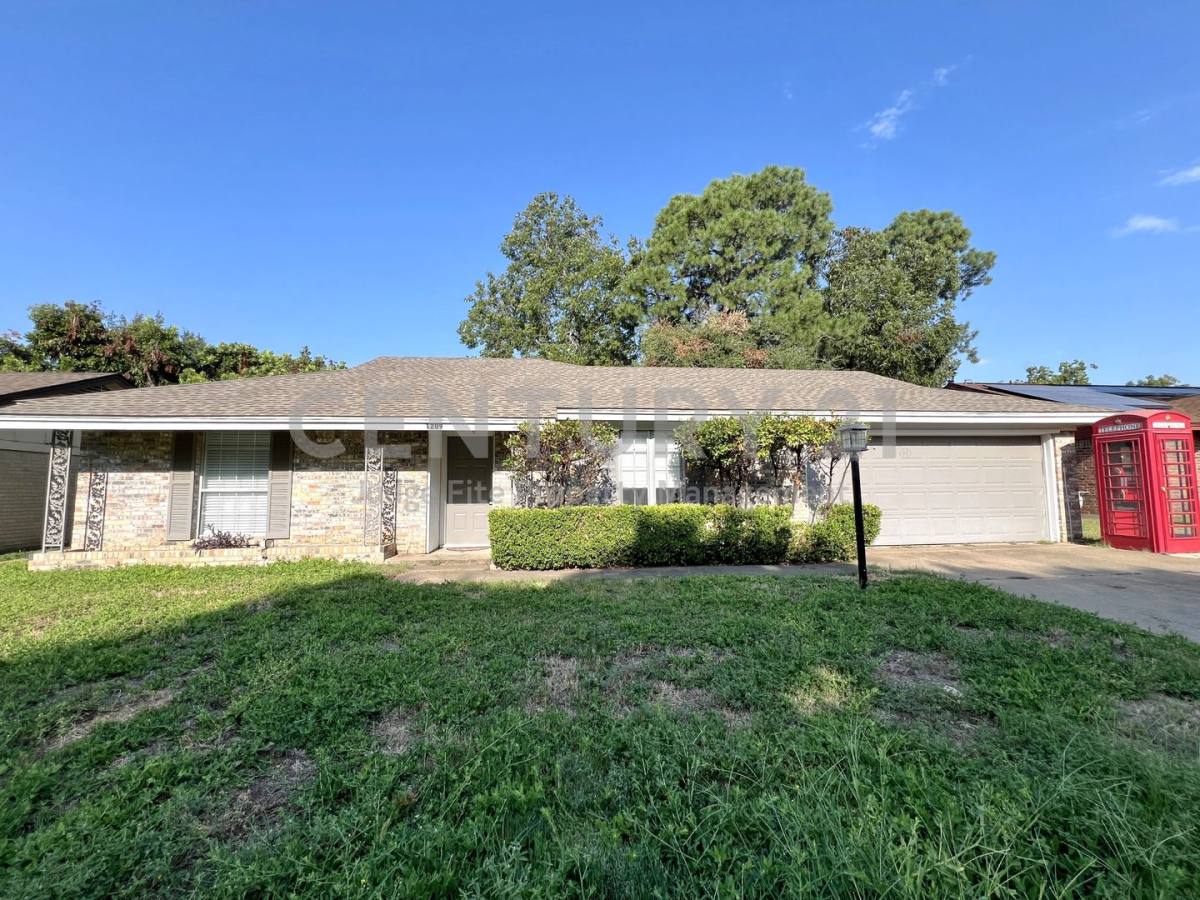 House for rent at 1209 Irwin Dr, Hurst, TX 76053