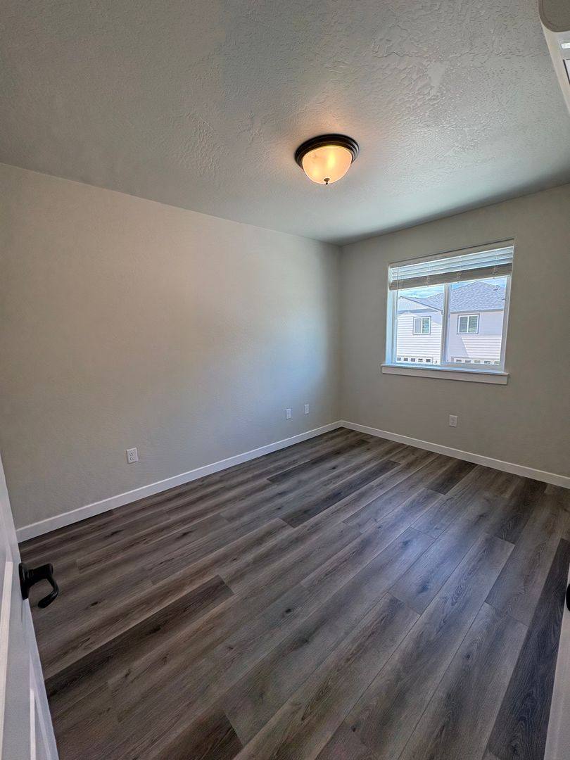 House for rent at 1139 Annalise St, Central Point, OR 97502