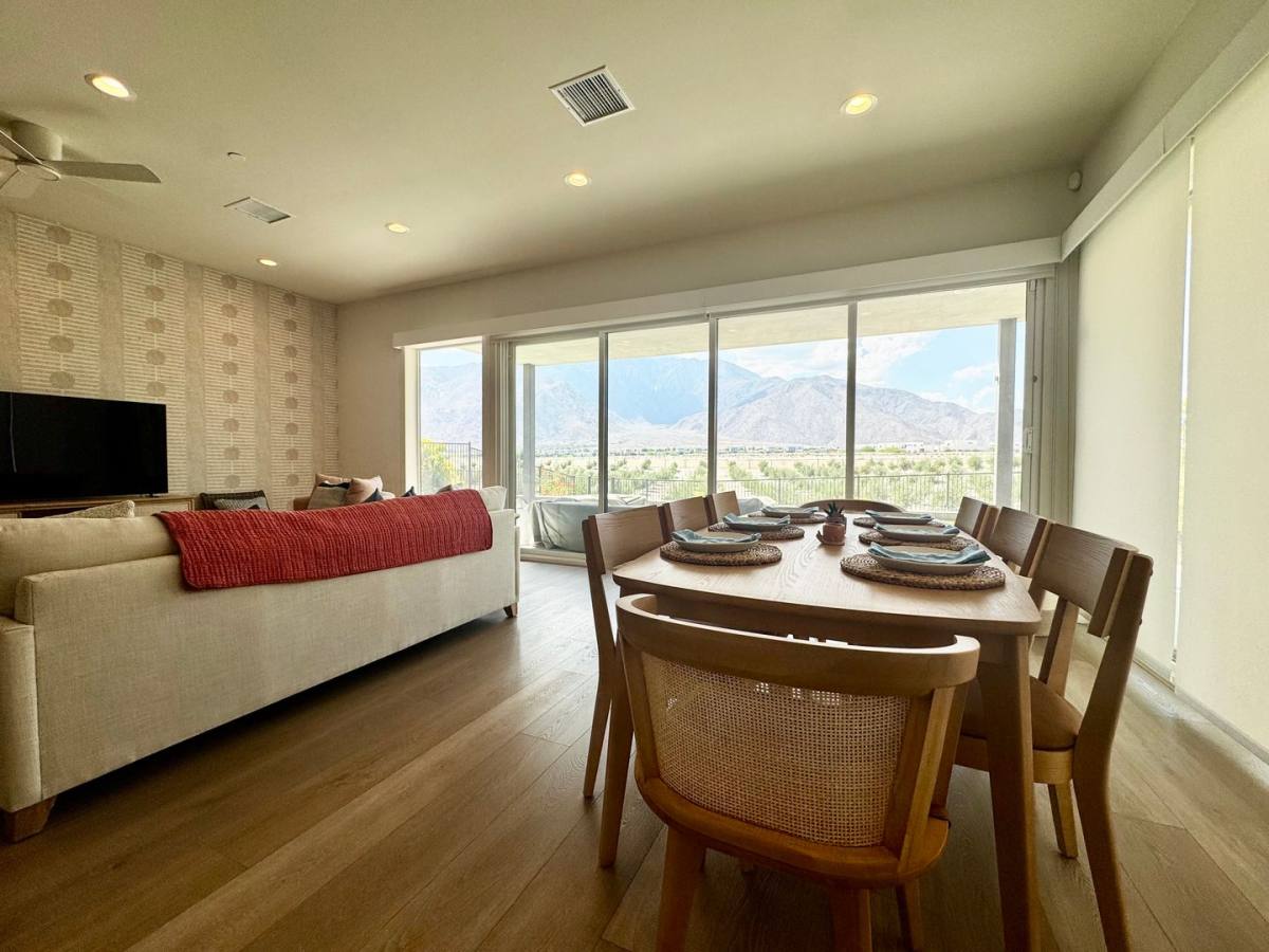 House for rent at 3609 Ambassador Dr, Palm Springs, CA 92262