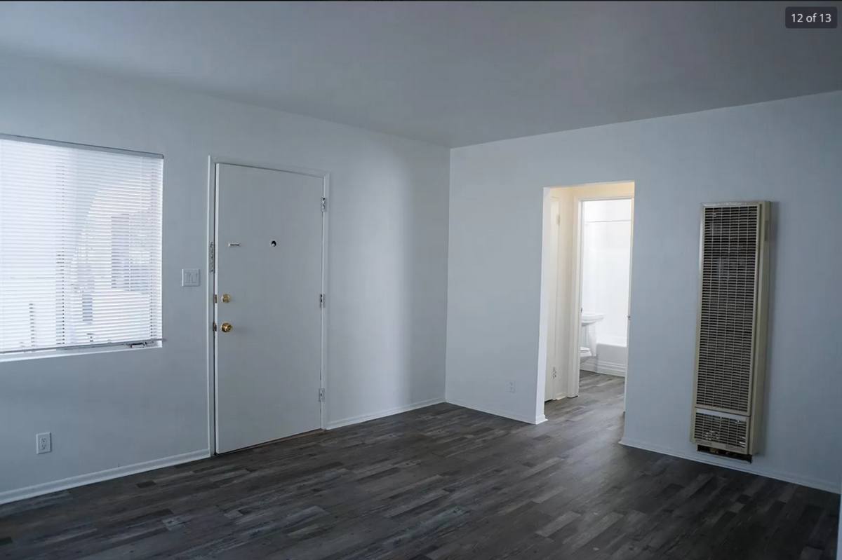 Apartment for rent at 504 Grand Blvd, Venice, CA 90291