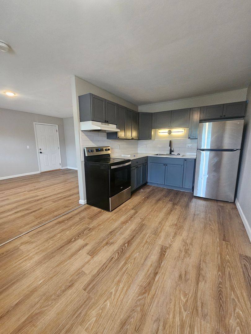 Apartment for rent at 3410 Heatherton Dr, Davenport, IA 52804