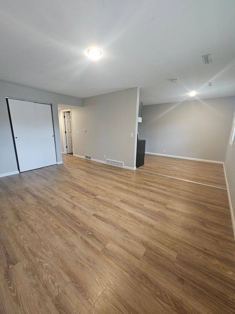 Apartment for rent at 3410 Heatherton Dr, Davenport, IA 52804