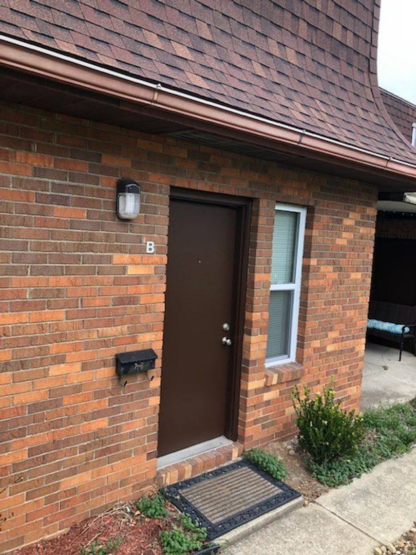Apartment for rent at 287 S Williams, Newark, OH 43055