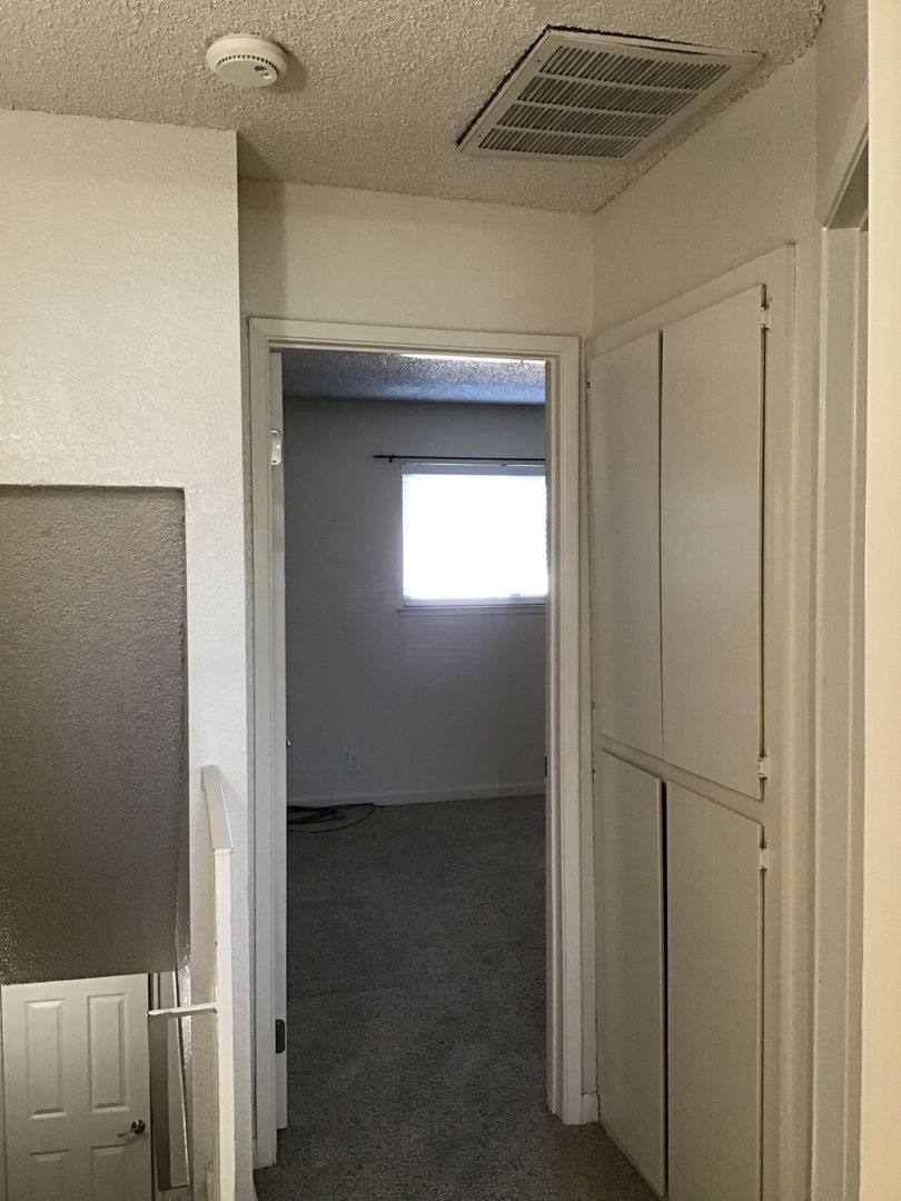 Townhouse for rent at 7032 Fair Oaks Blvd, Carmichael, CA 95608