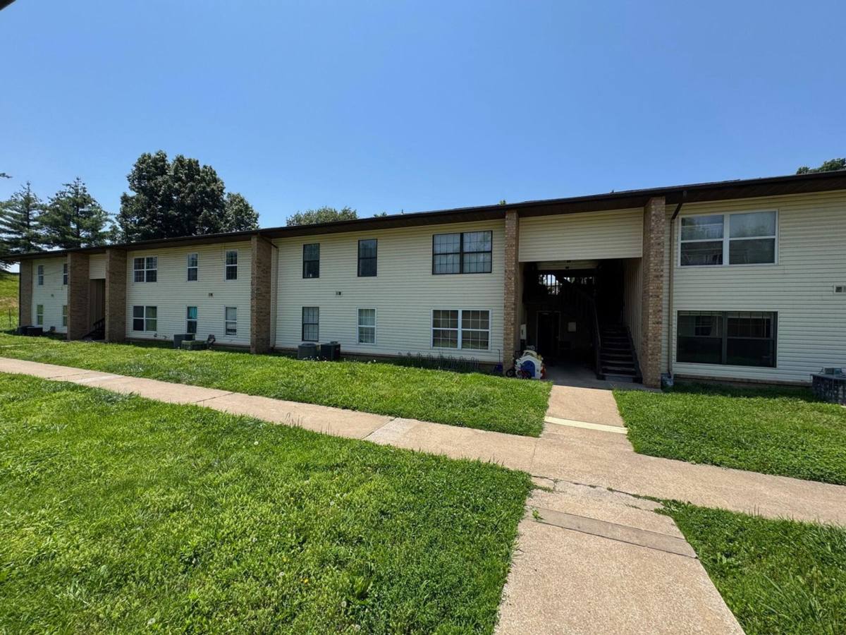 Apartment for rent at 1450 Herschend Lane, Branson, MO 65616