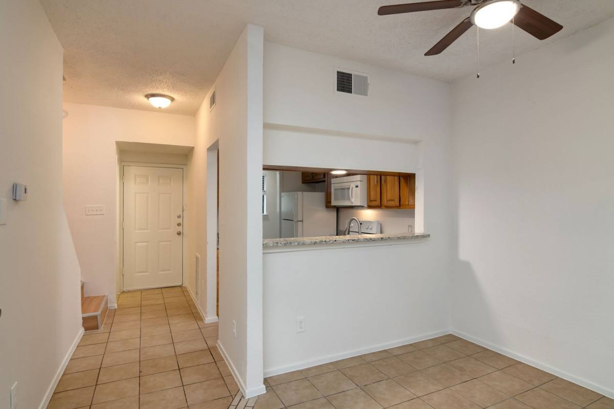 Townhouse for rent at 1445 Weiler Blvd, Fort Worth, TX 76112