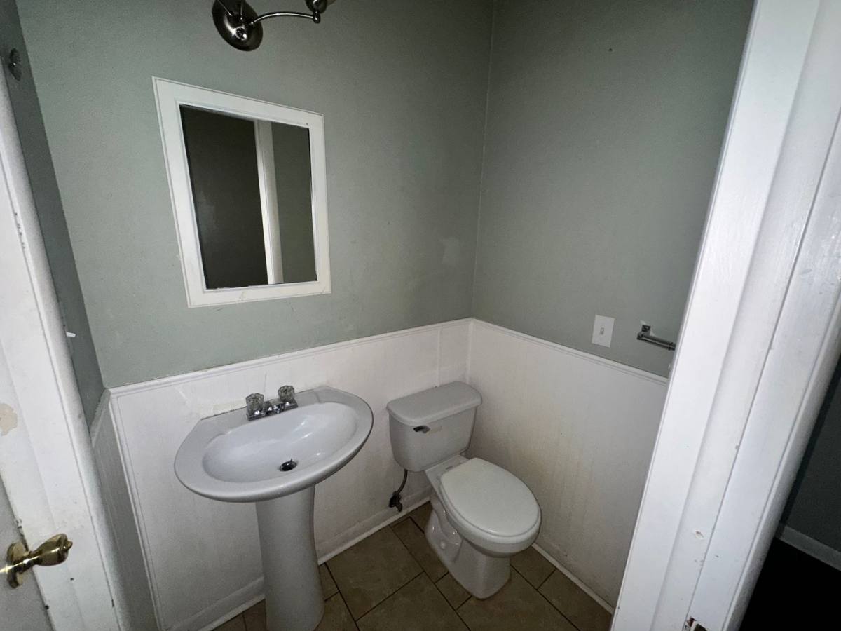 House for rent at 511 Manor Dr, Norman, OK 73072