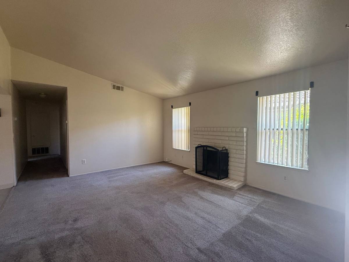Townhouse for rent at 5614 Cascade Court, Stockton, CA 95207