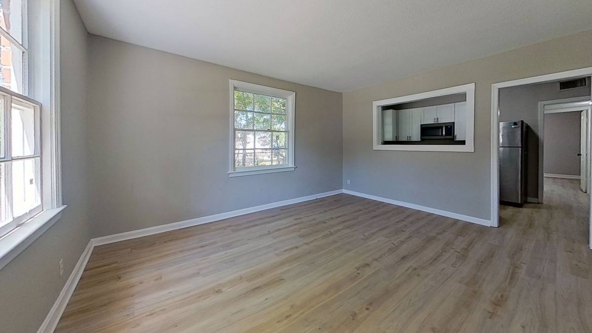 Apartment for rent at 2853 College St, Jacksonville, FL 32205
