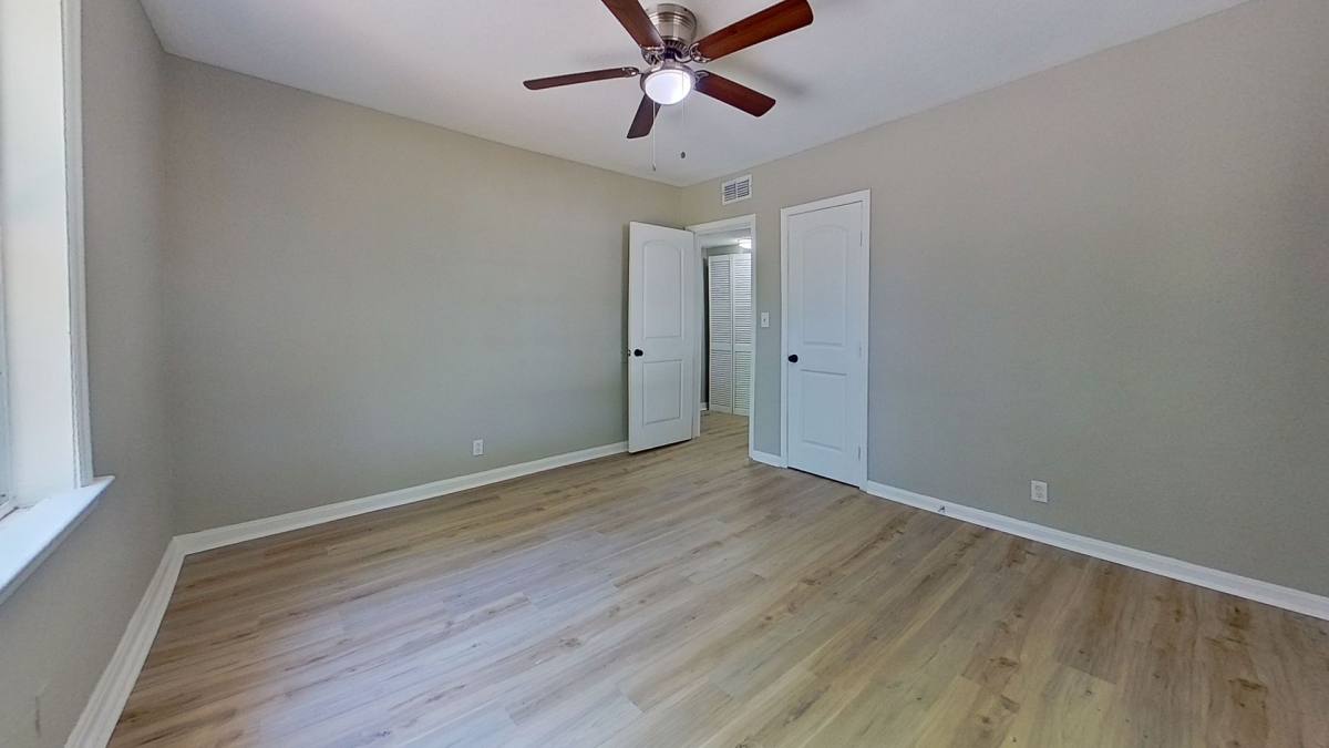 Apartment for rent at 2853 College St, Jacksonville, FL 32205