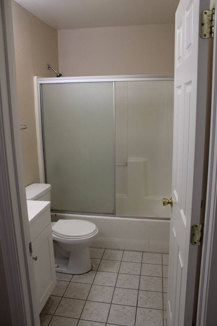 Apartment for rent at 2004 Cavallo Rd, Antioch, CA 94509
