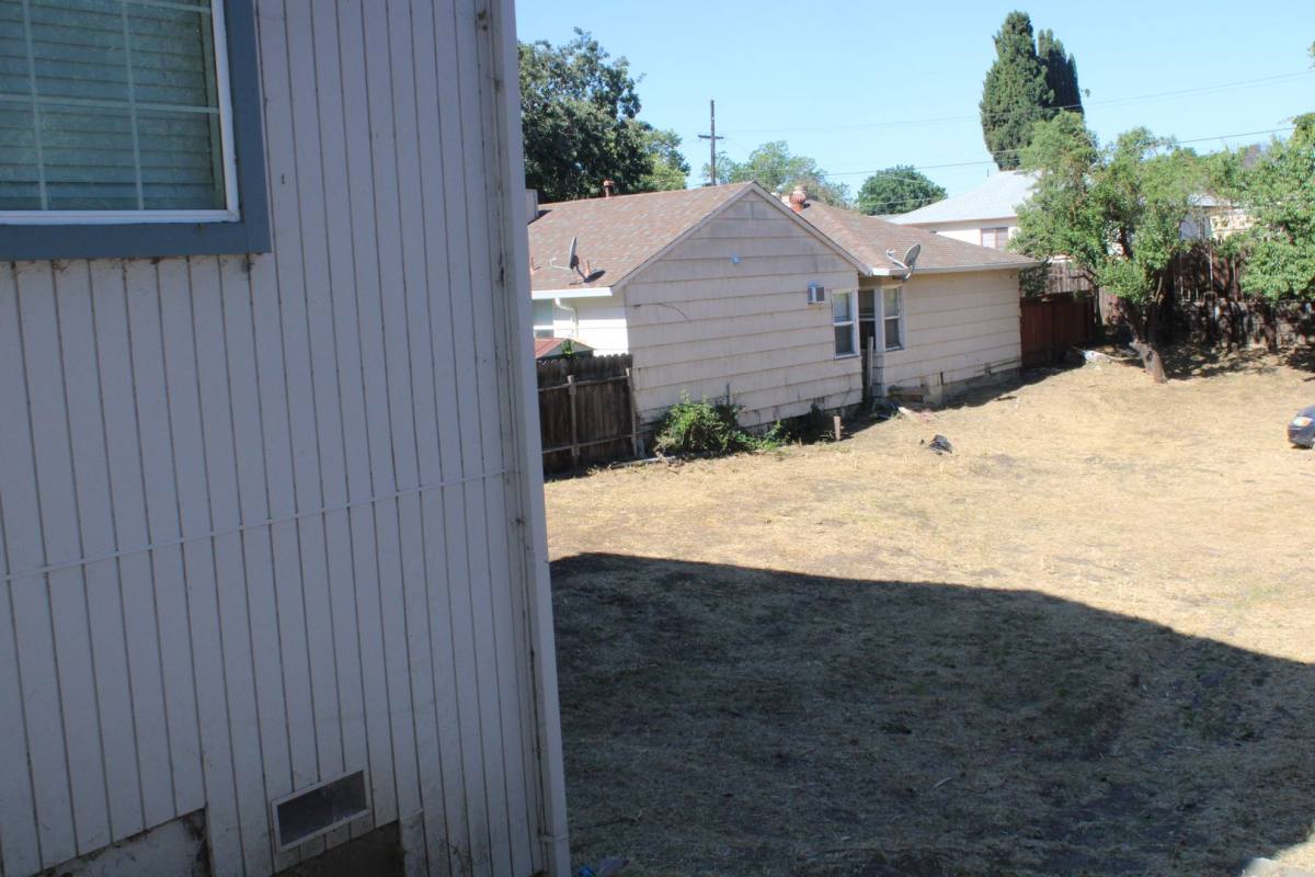 Apartment for rent at 2004 Cavallo Rd, Antioch, CA 94509