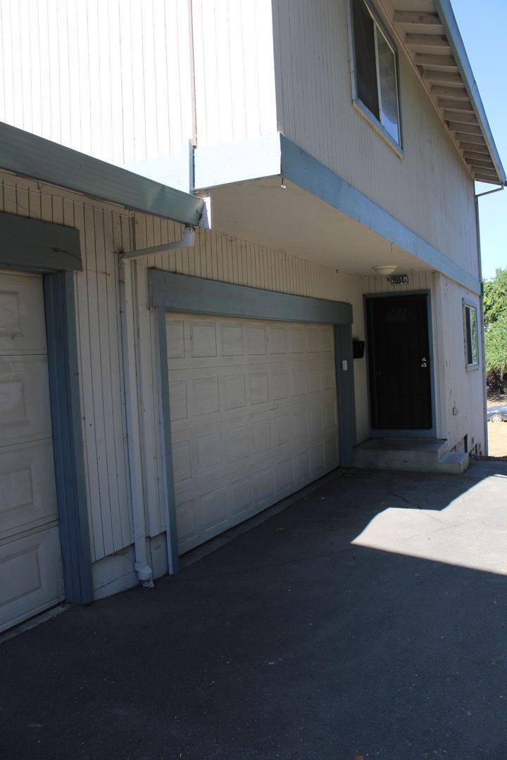 Apartment for rent at 2004 Cavallo Rd, Antioch, CA 94509
